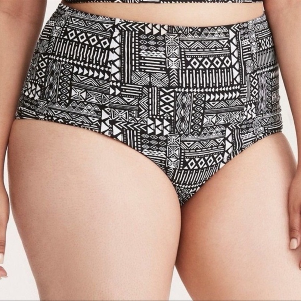 Black and White Geometric High-Waisted Bikini Bottom